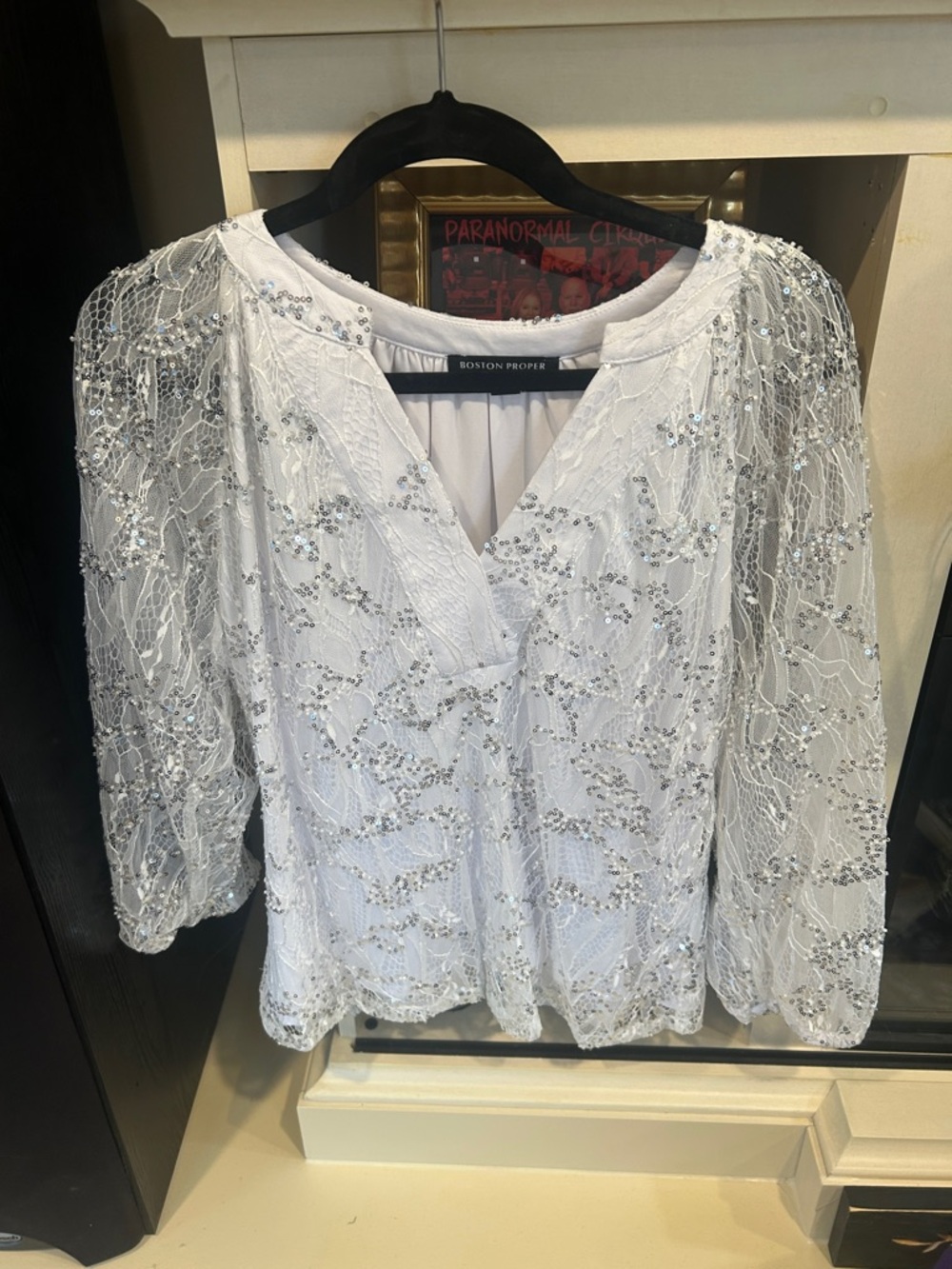 Boston Proper White Sequin Lace V-Neck Blouse